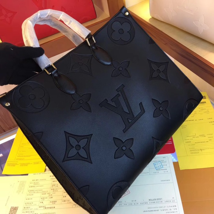 Louis Vuitton ONTHEGO