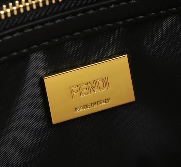 FendiF0650JQE082