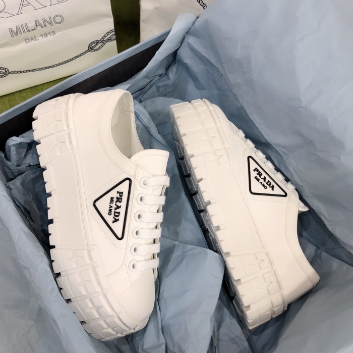 Prada casual shoes PD001