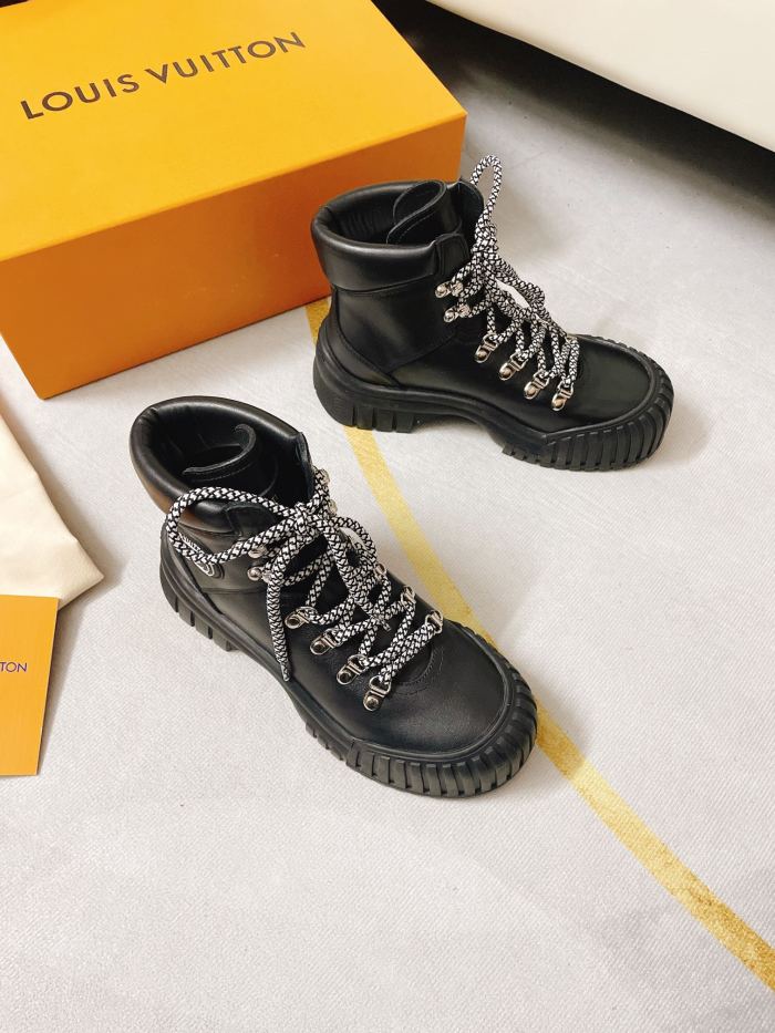 Louis Vuitton shoes RUBY FLAT RANGER LV009