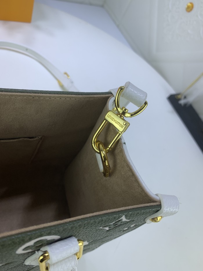 Louis Vuitton ONTHEGO PM