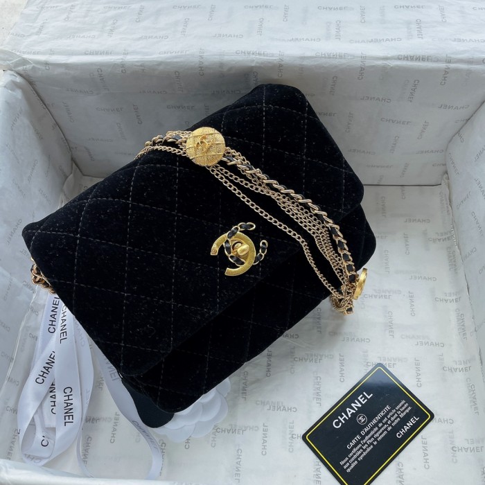 chanel1081PYD091
