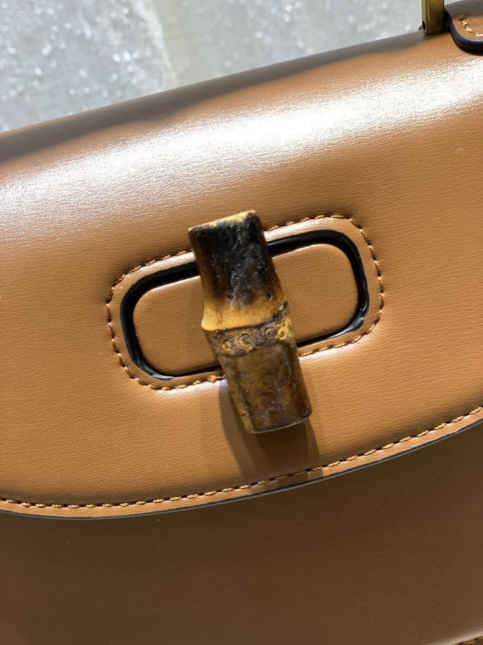 Gucci Bamboo 1947 medium top handle bag 675797 21cm