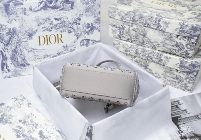 Dior2028XB061