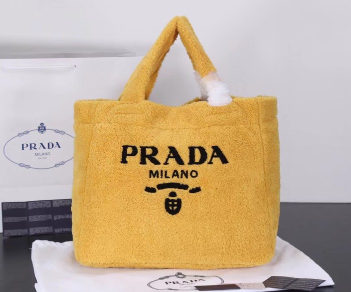 Prada001MQ051