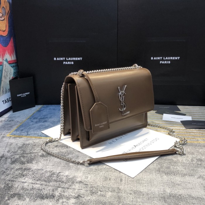 YSL SUNSET MEDIUM CHAIN BAG IN SMOOTH LEATHER