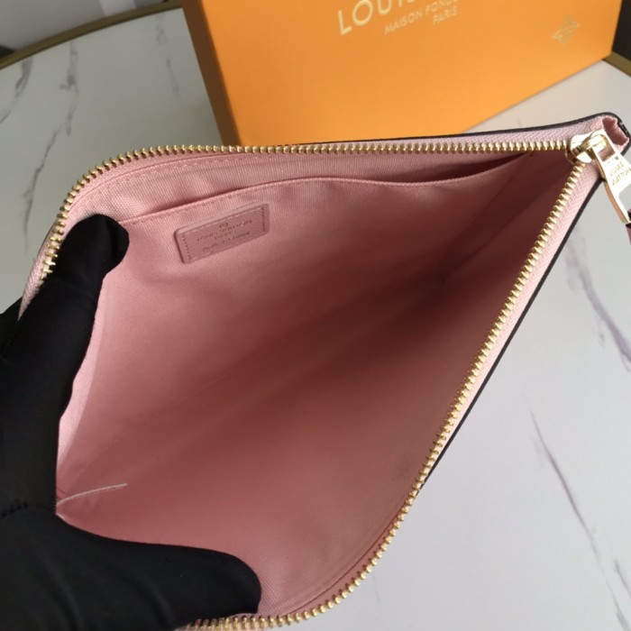 Louis Vuitton DAILY POUCH