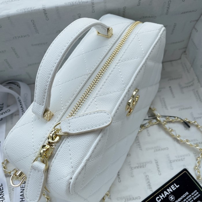 chanel1059PYD012