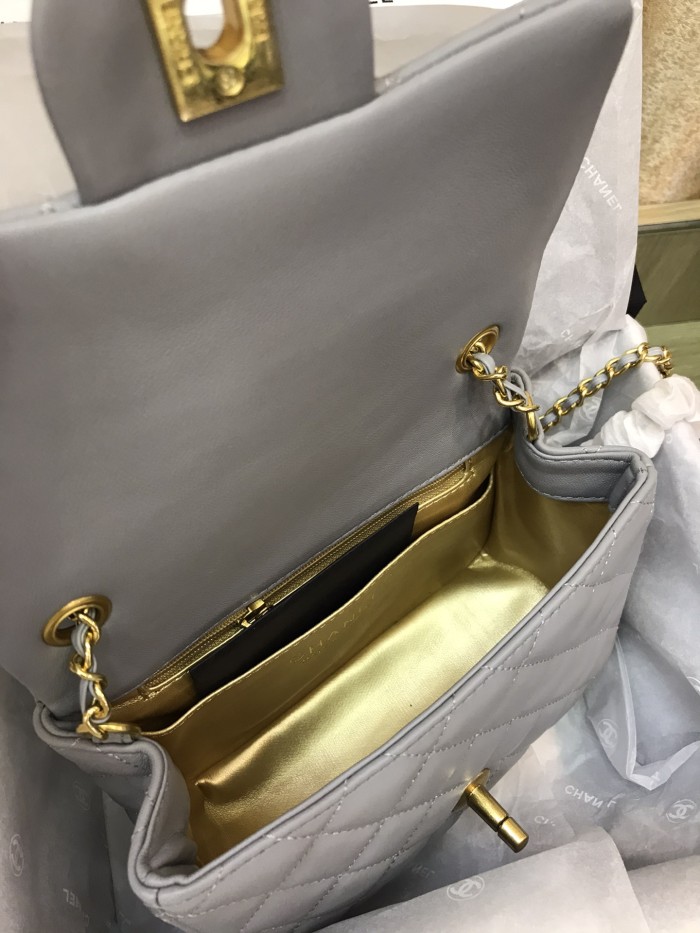 Chanel 17CM 2048