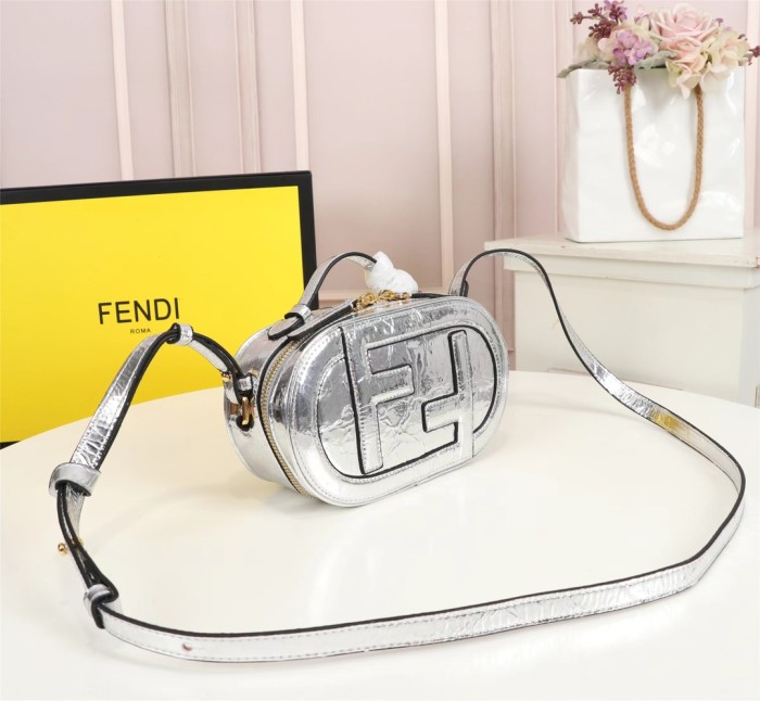 Fendi80026JQE081