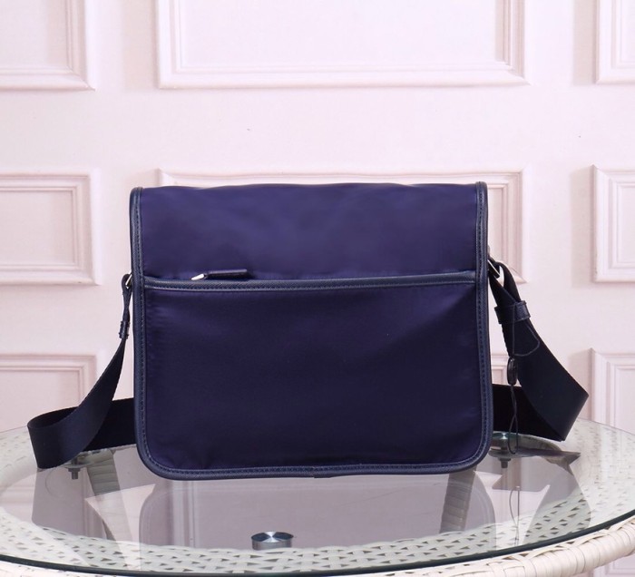 Prada mens messenger bag 0769
