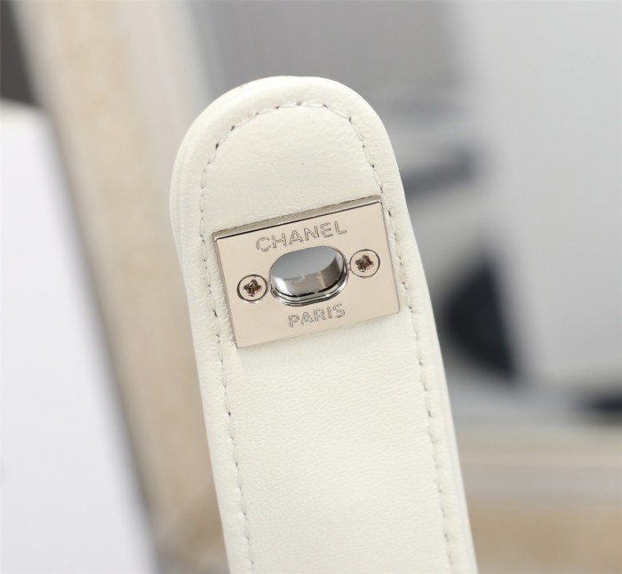chanel8802PYD022