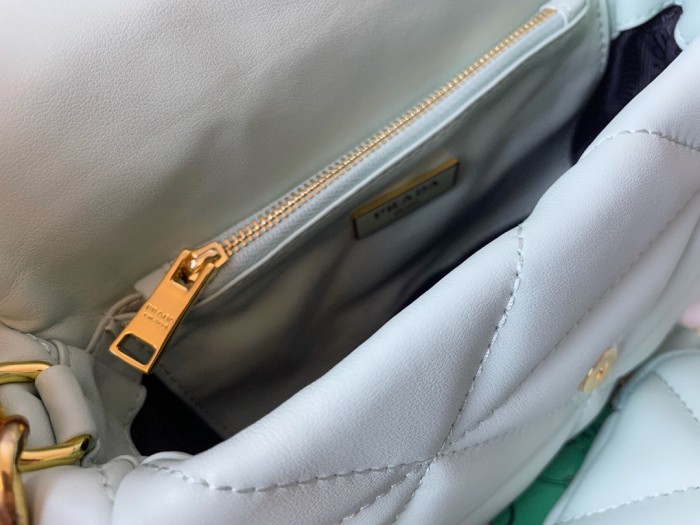 Prada6155MQ002