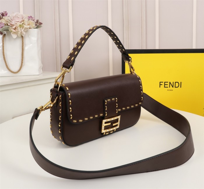 Fendi80012JQE022