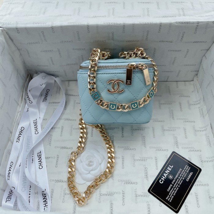 chanel1037PYD561