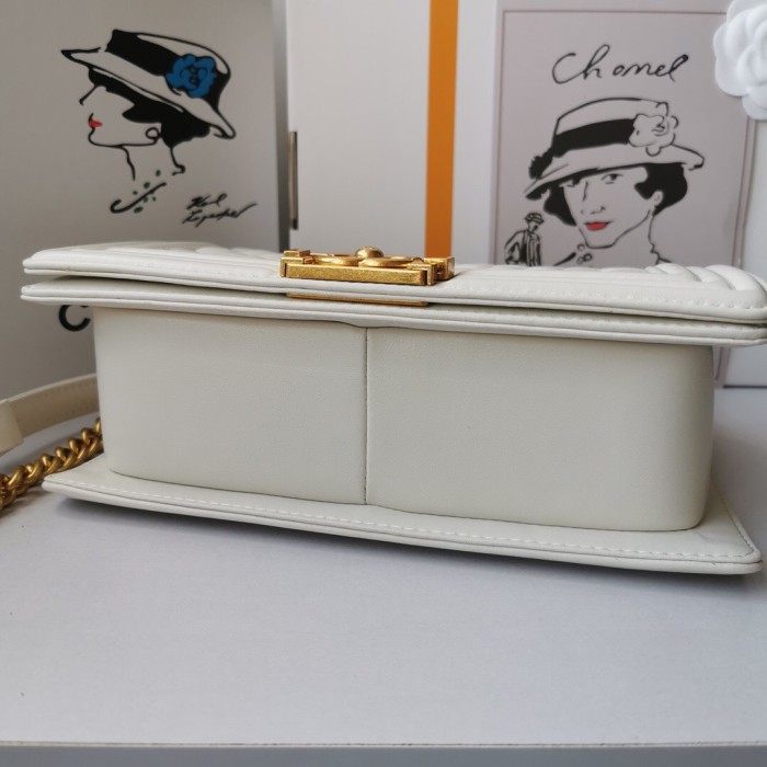 chanel6708PYD042