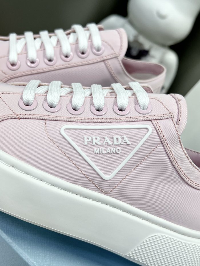 Prada shoes (35-40) PD009