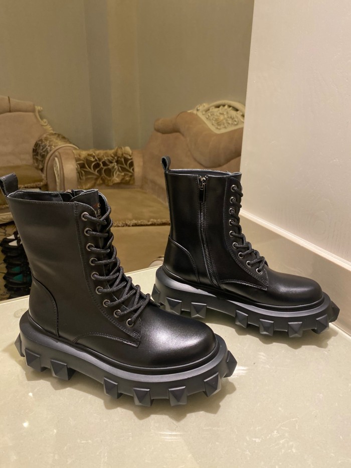 Valentino shoes boots V005