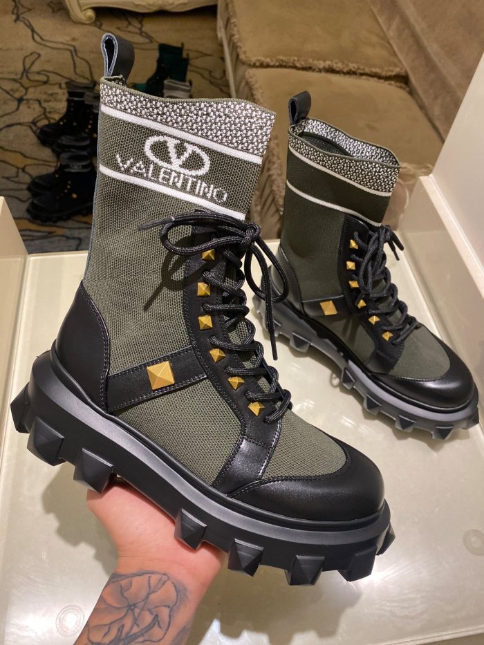 Valentino shoes V006