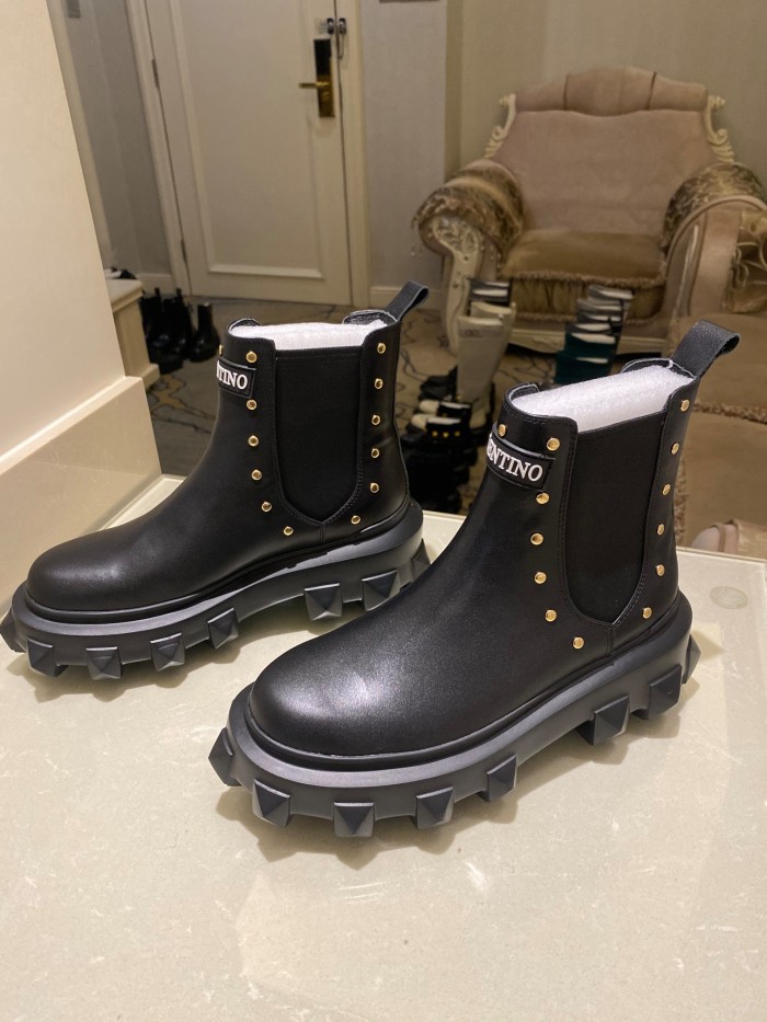Valentino shoes boots V005
