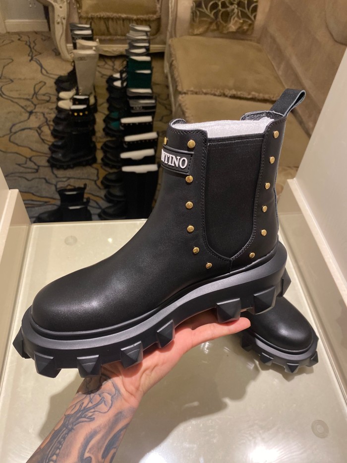 Valentino shoes boots V005