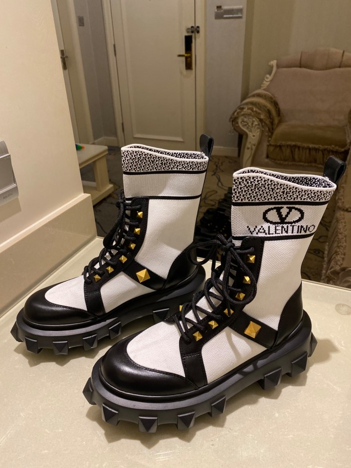 Valentino shoes V006