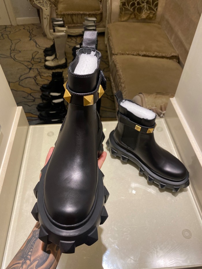 Valentino shoes boots V005