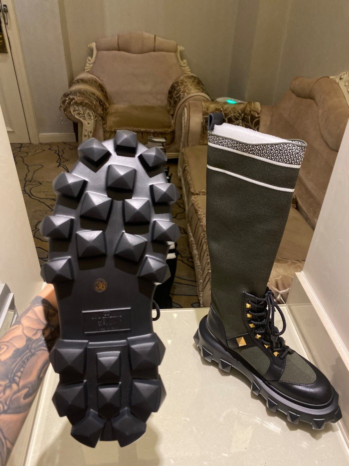 Valentino shoes V001