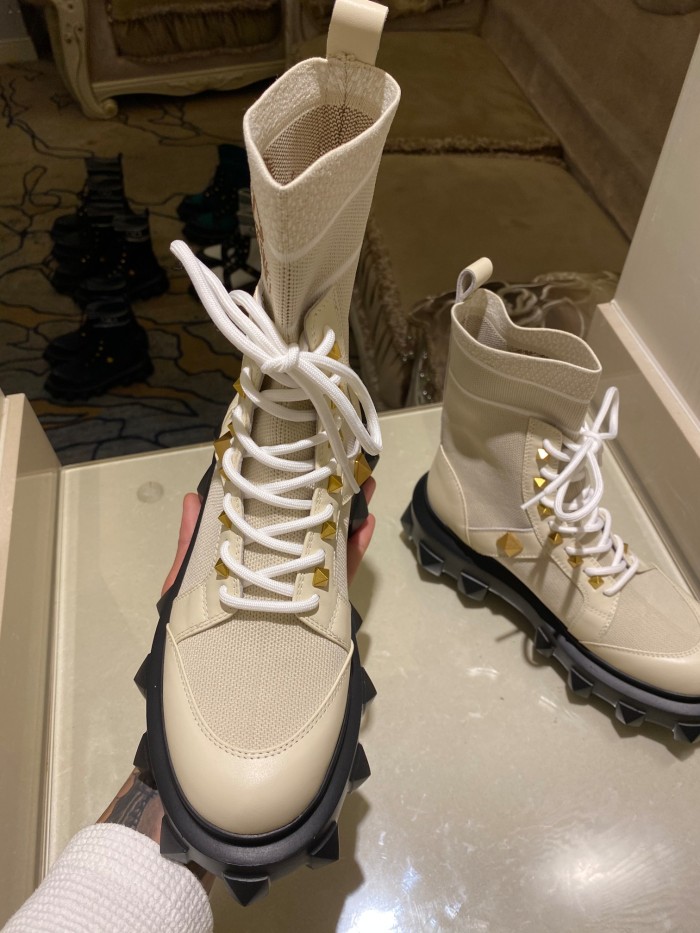 Valentino shoes V006