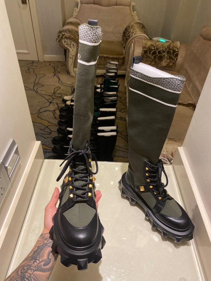 Valentino shoes V001