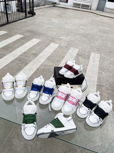Valentino shoes (35-45) V007