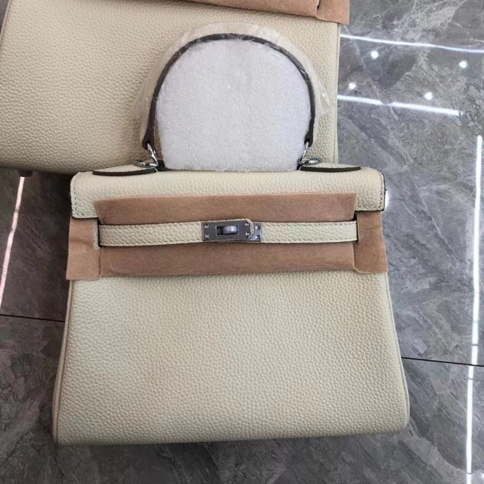 Hermes009XYZ022032
