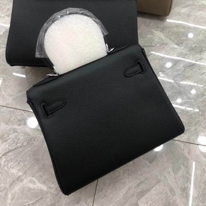 Hermes009XYZ022032