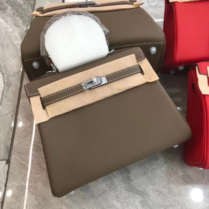 Hermes009XYZ022032