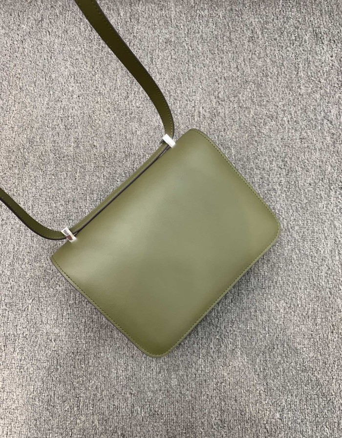 Hermes014XYZ002012 Silver logo