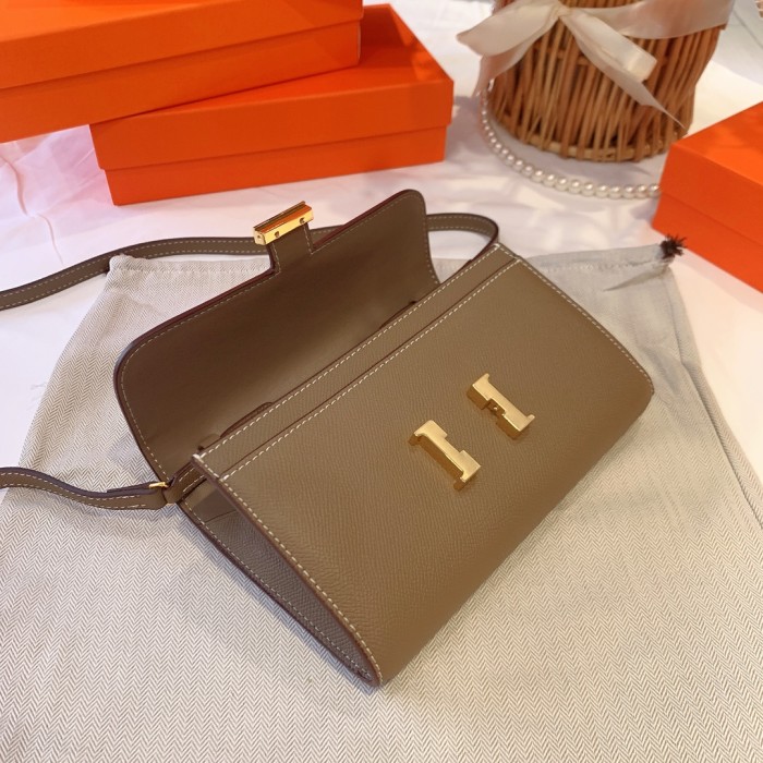 Hermes010XYZ591 Constance 20.5CM