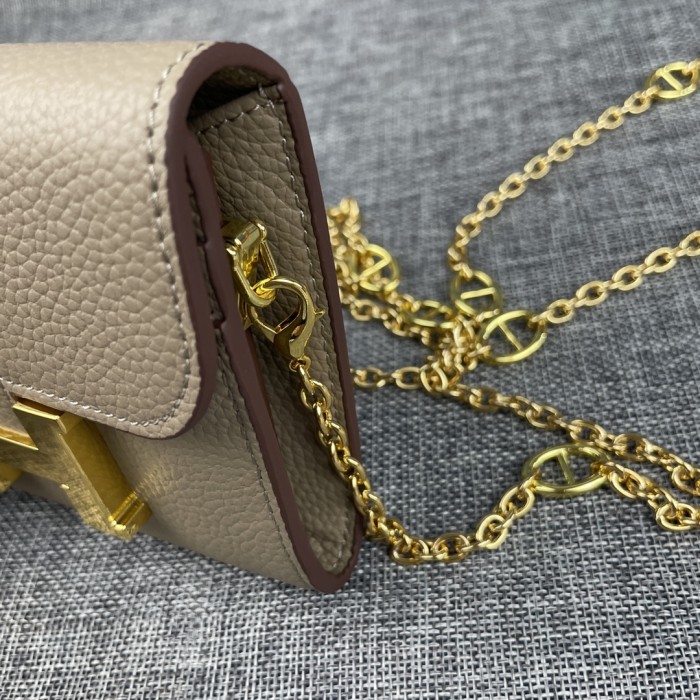 Hermes537-1XYZ071 13CM with chain