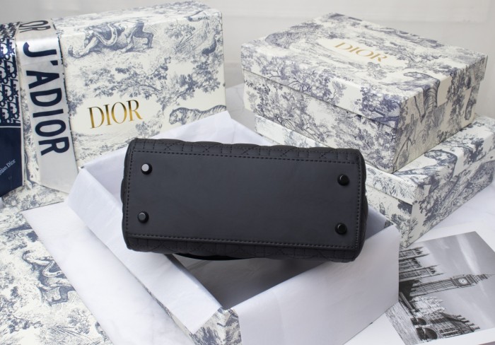 Dior lady bag 24cm CD 2022XB