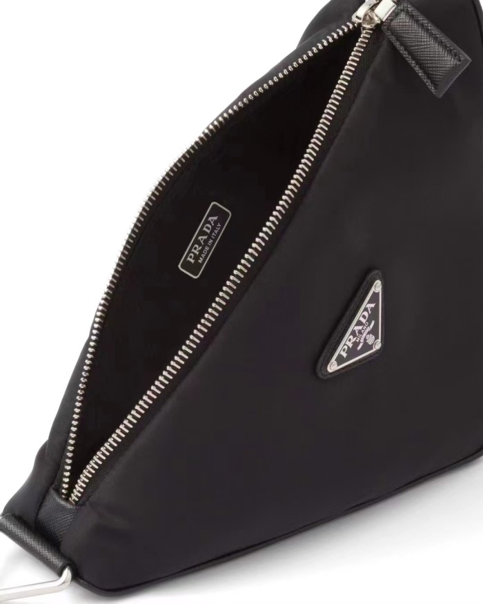 Prada001HMF031