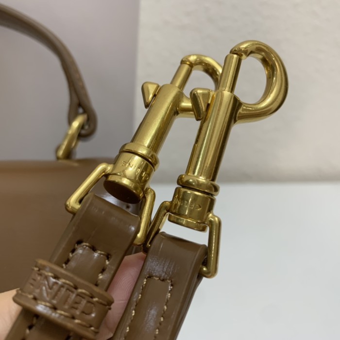 Celine001XX591