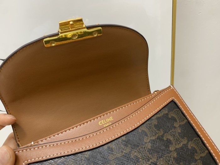 Celine008XX512