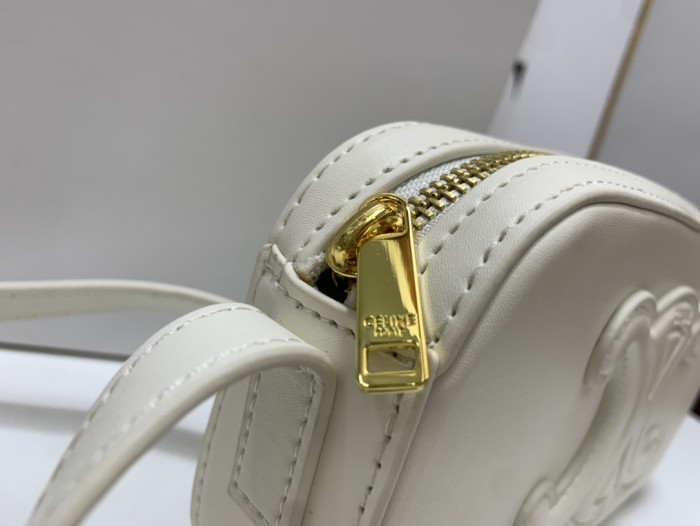 Celine012XX081