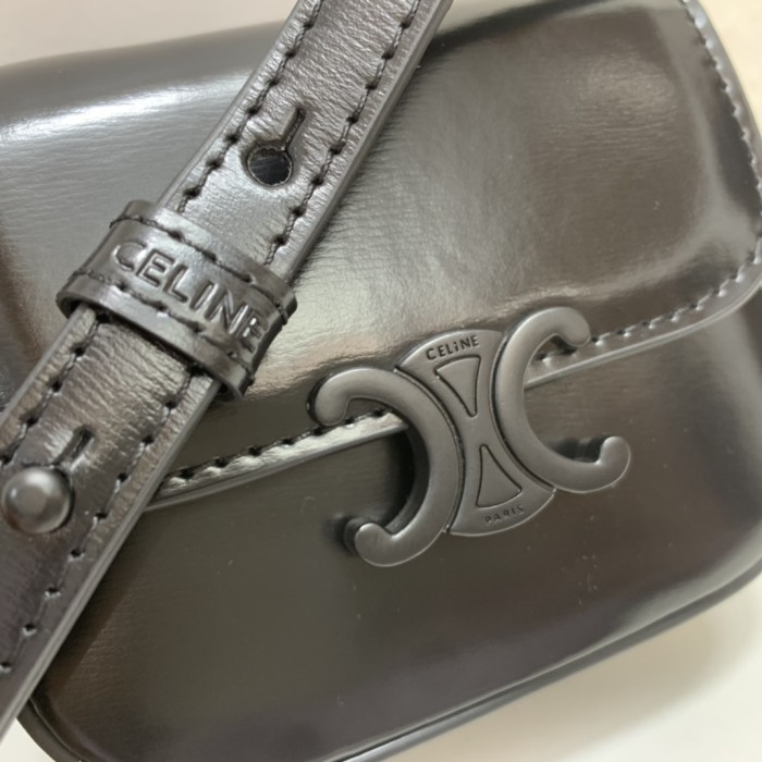 Celine003XX061