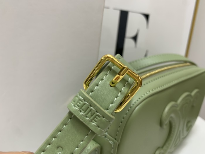 Celine012XX081