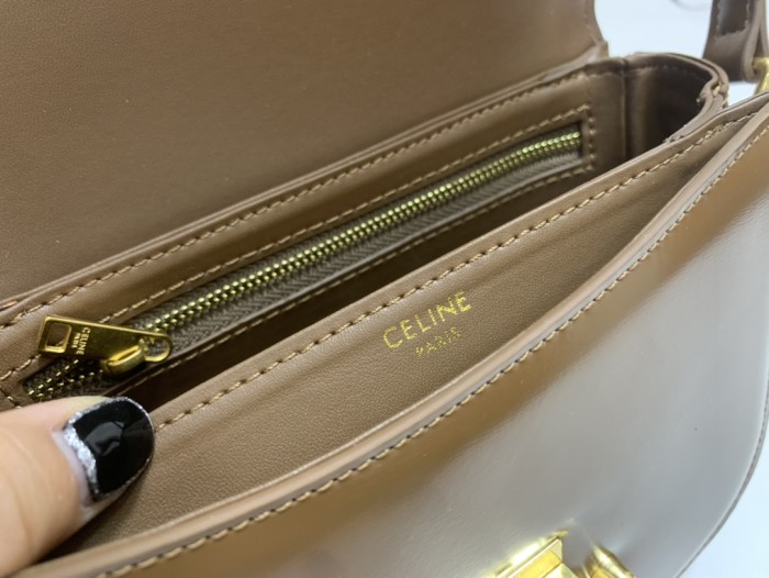 Celine008XX512