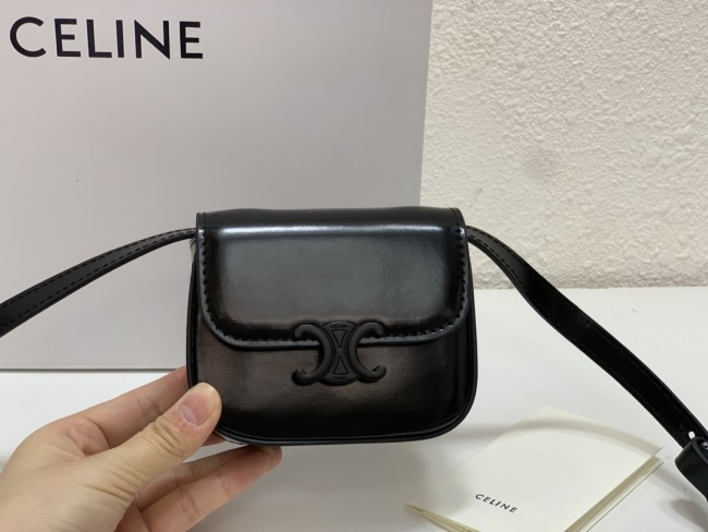 Celine003XX061