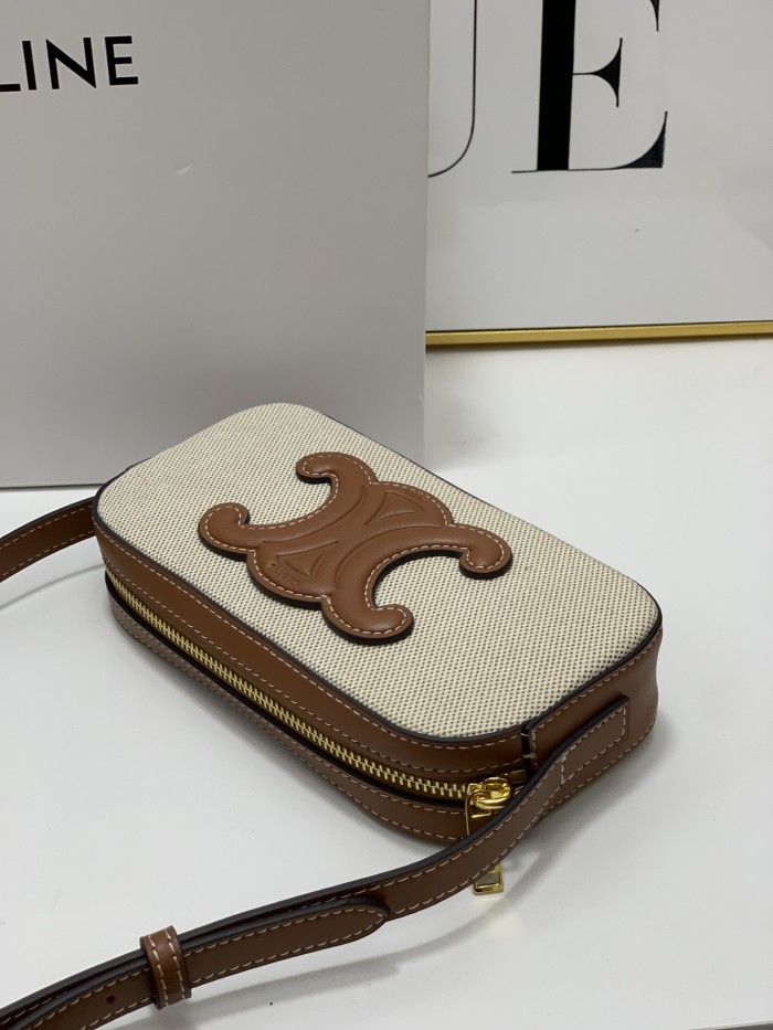 Celine012XX081