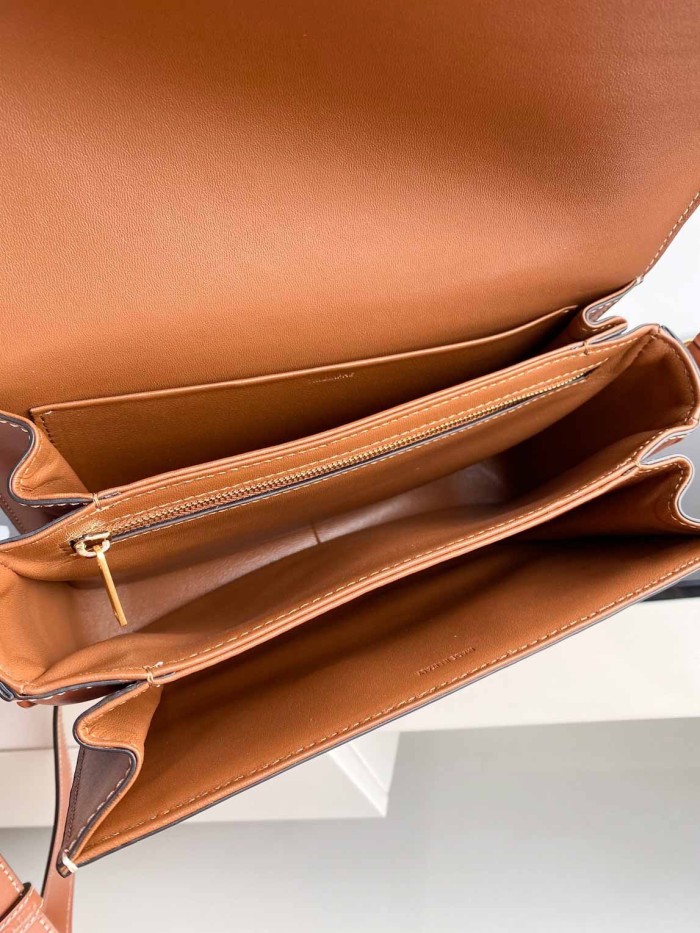 Celine4016#XX091