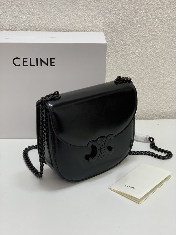 Celine004XX581