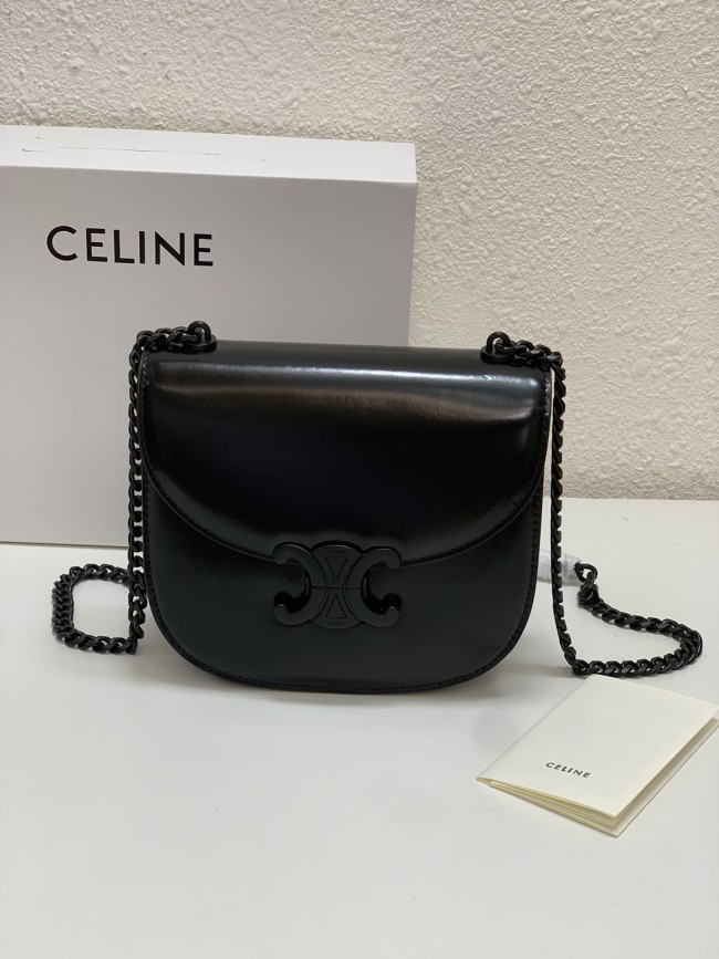 Celine004XX581